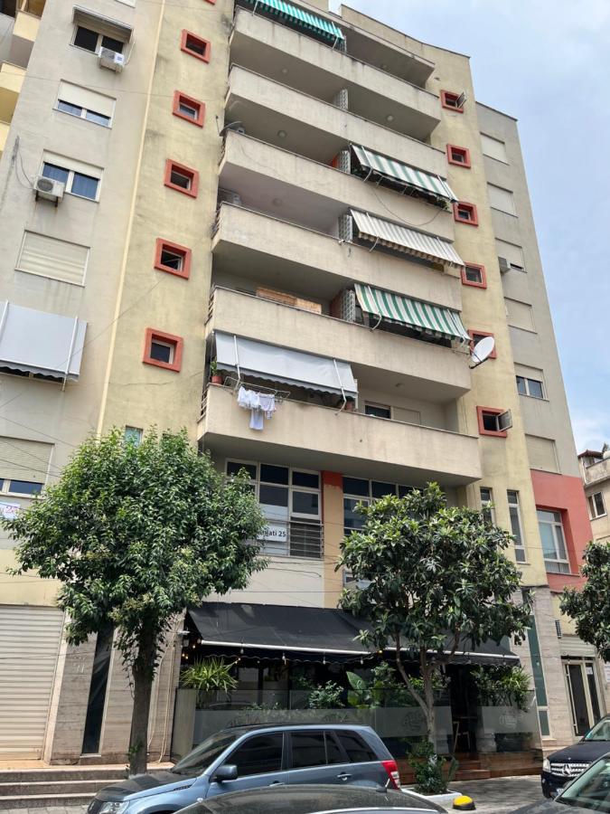 City Center Apartment 1 Tiranë Eksteriør bilde