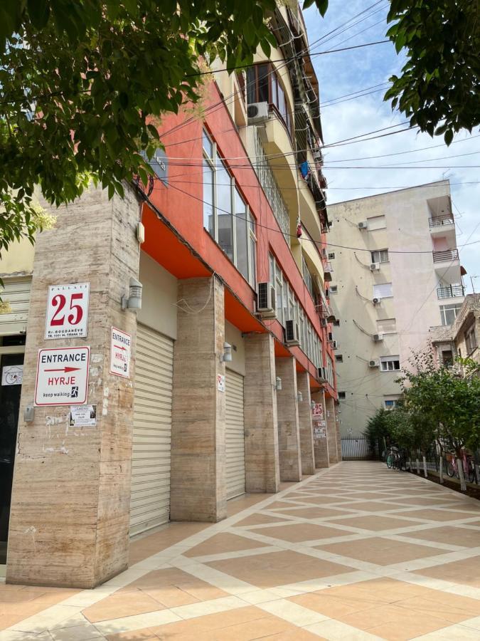 City Center Apartment 1 Tiranë Eksteriør bilde
